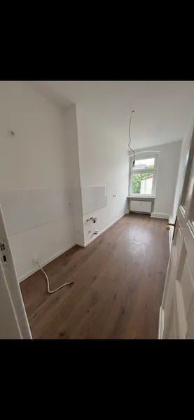 Frisch renovierte 2-Zimmer-Altbauwohnung mit modernisiertem Bad in Berlin-Tegel — photo 1